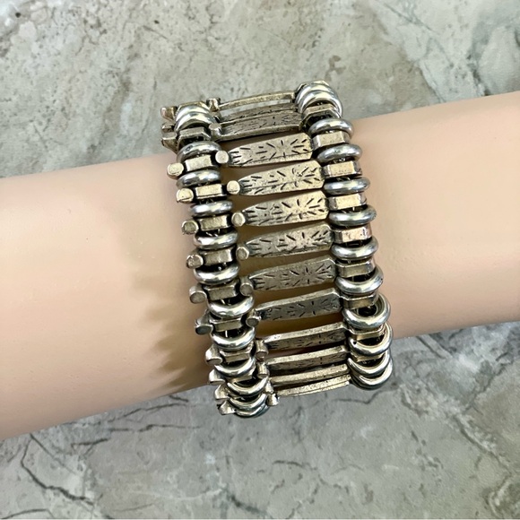 Boho Metal Bracelet - Picture 3 of 5